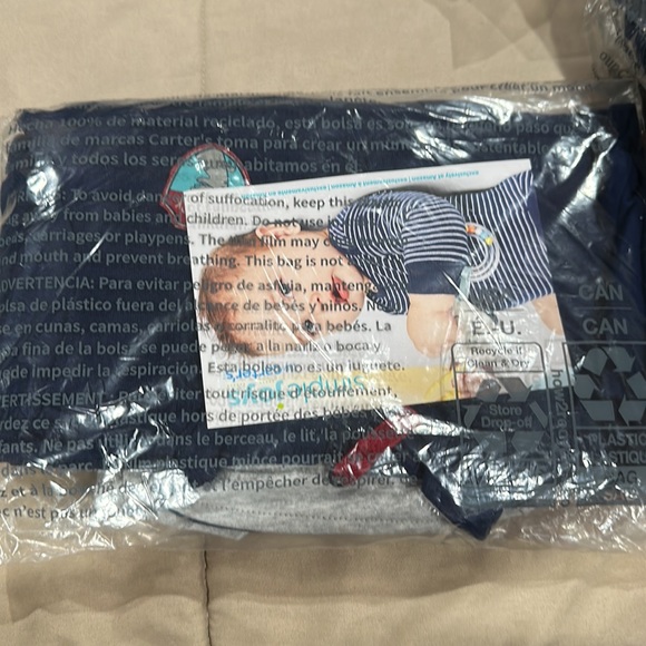 Carter’s 3-Piece - Picture 2 of 4